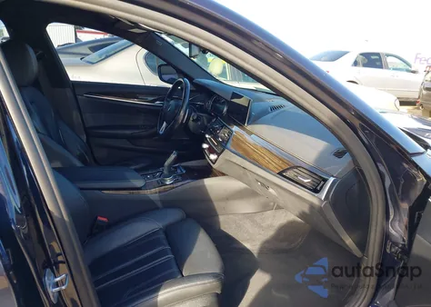 2018 BMW 540I xDrive z USA, uszkodzony, nr VIN WBAJE7C52JWC57438